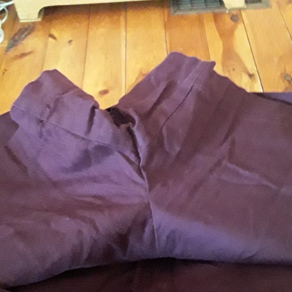 Cute plum skort - Picture 5 of 6